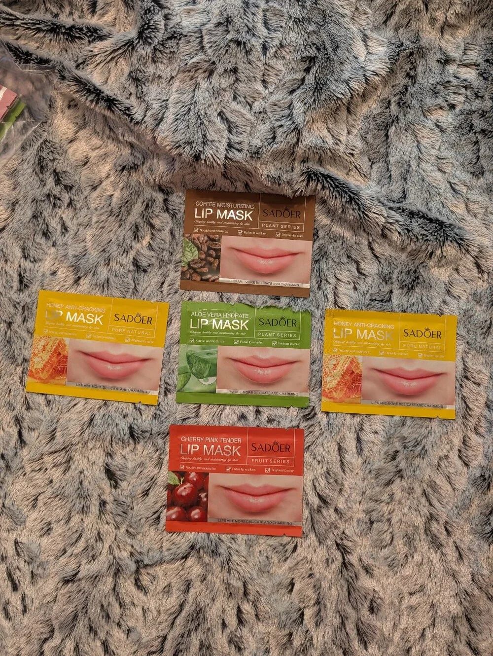Nourishing Lip Mask Pack - Assorted Flavors (Yellow, Green, Brown, Red)